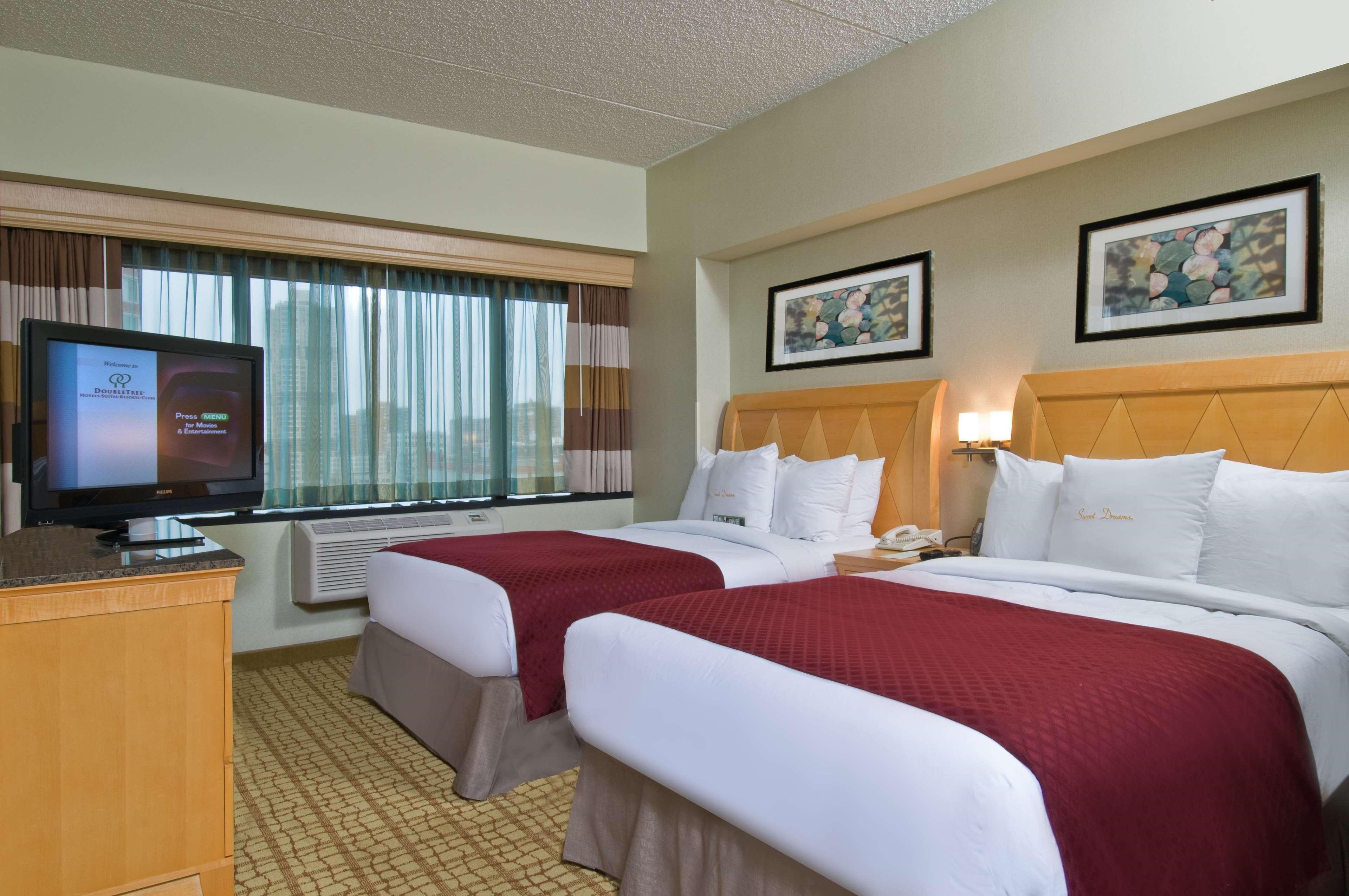 Doubletree By Hilton Hotel & Suites Jersey City Extérieur photo
