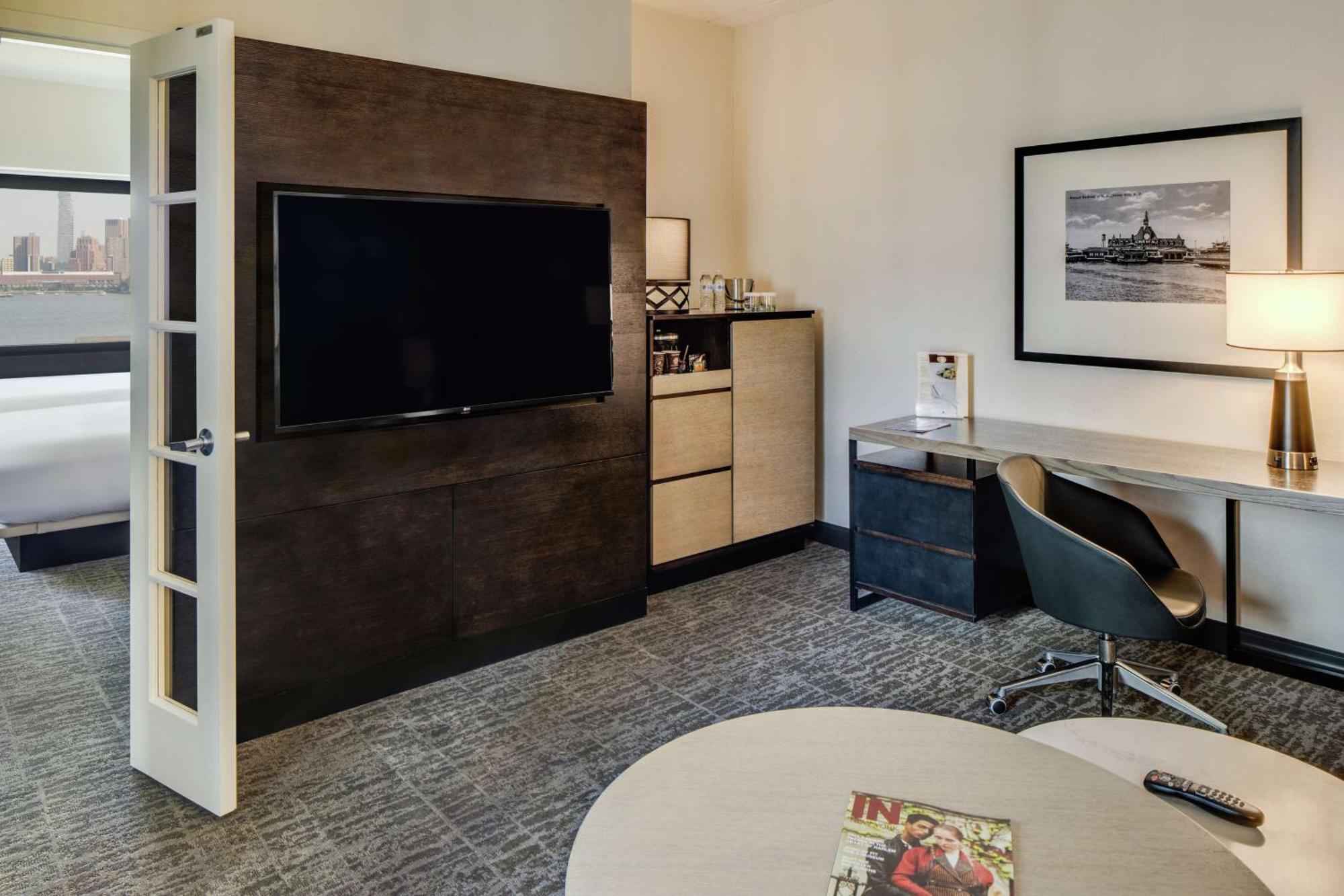 Doubletree By Hilton Hotel & Suites Jersey City Extérieur photo